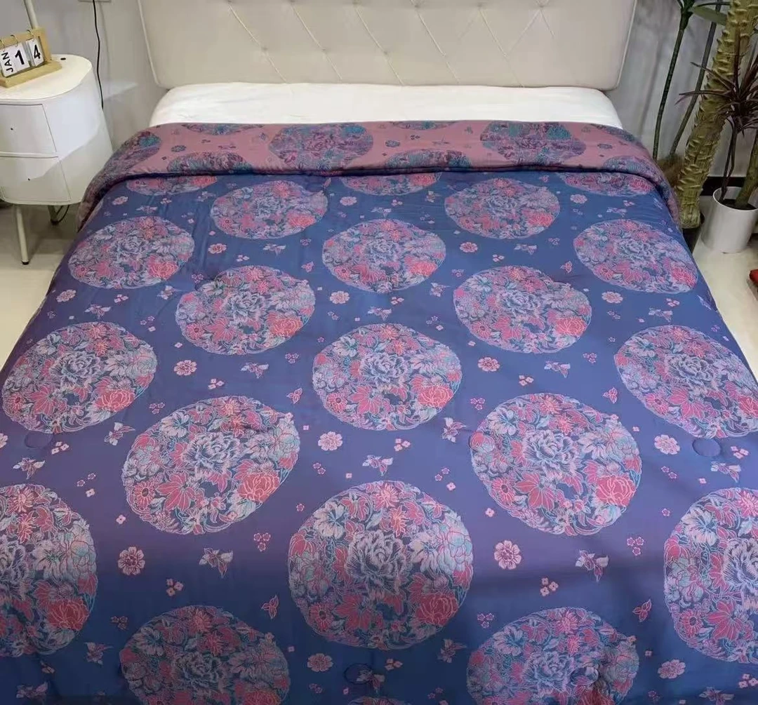 紫月花海150*200双层纱多功能柔软加厚精梳细纱轻奢行走被