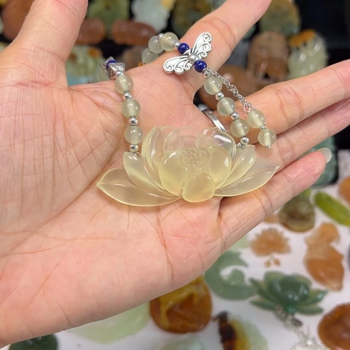 蛇纹石玉未镶嵌吊坠(赠链)