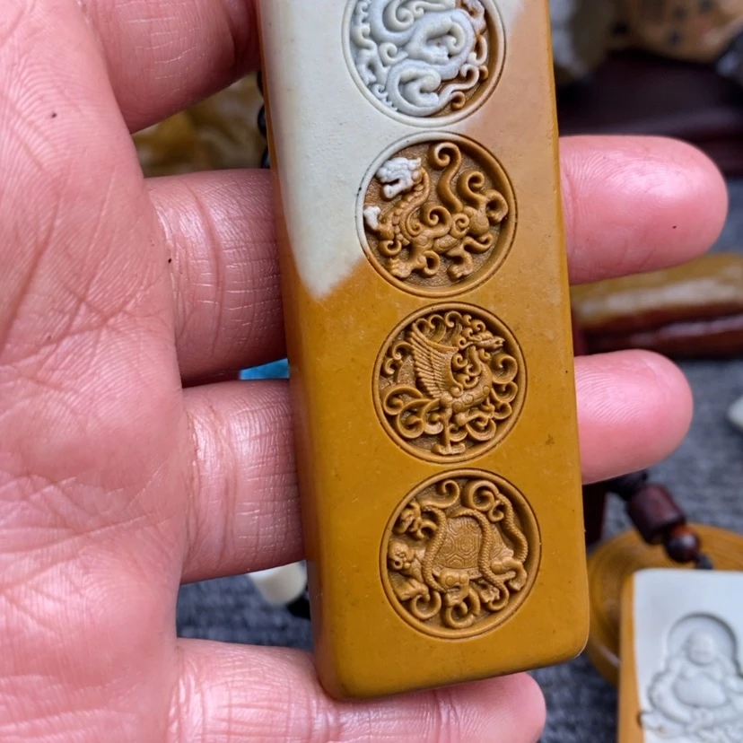 【闪购商品】原石雕刻手把件