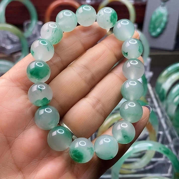 石英质玉手链未镶嵌落**单