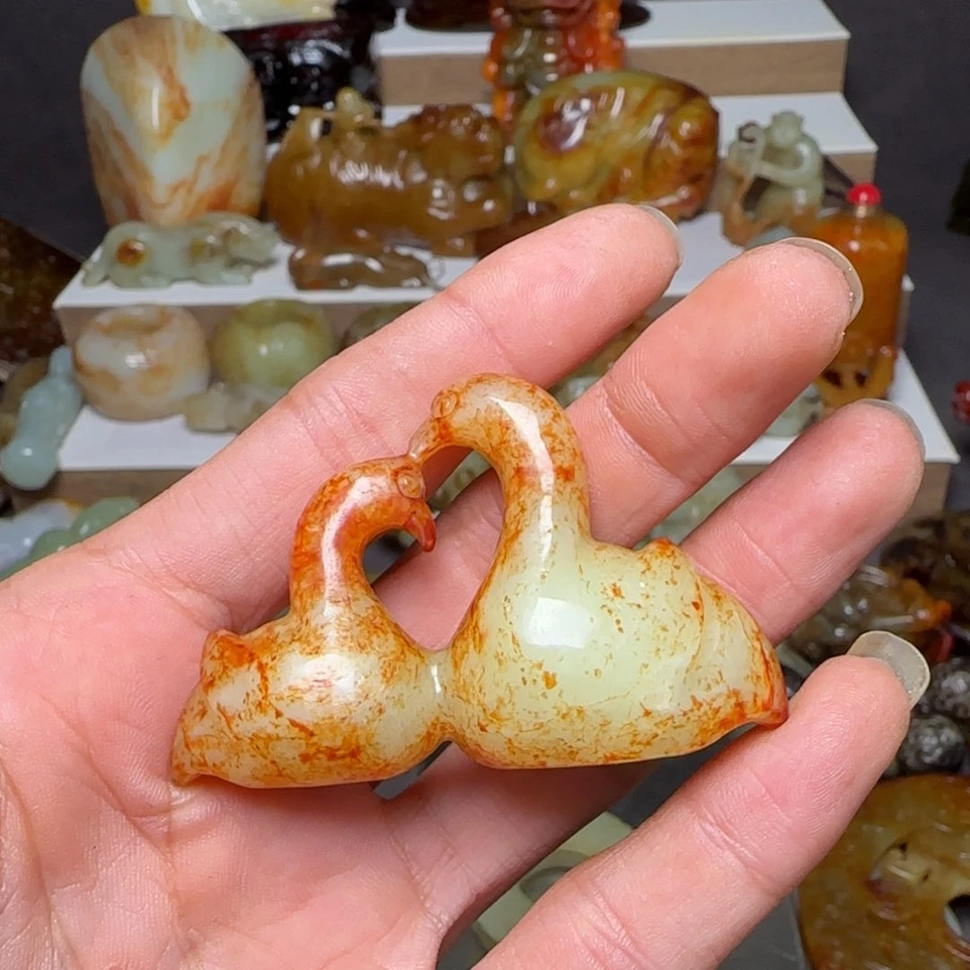 海***咸和田玉未镶嵌挂件