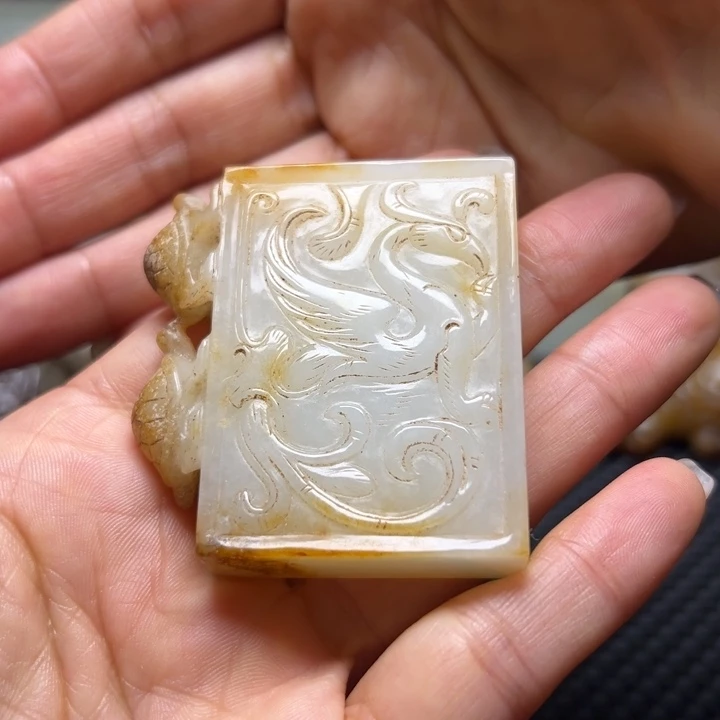 和田玉（糖玉）未镶嵌挂件