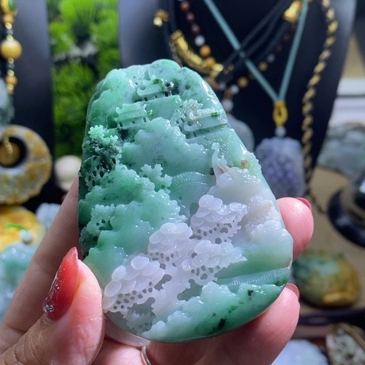 【闪购商品】颈饰未镶嵌翡翠山水
