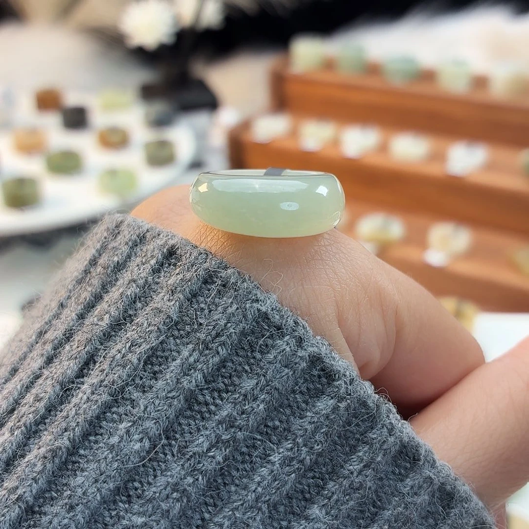 和田玉未镶嵌戒指i23奶蓝馒头16.2mm