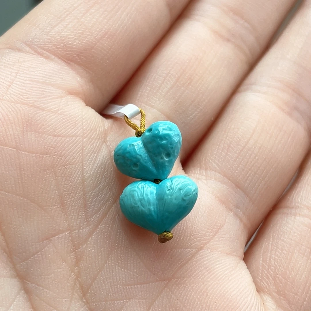 未镶嵌绿松石颈饰