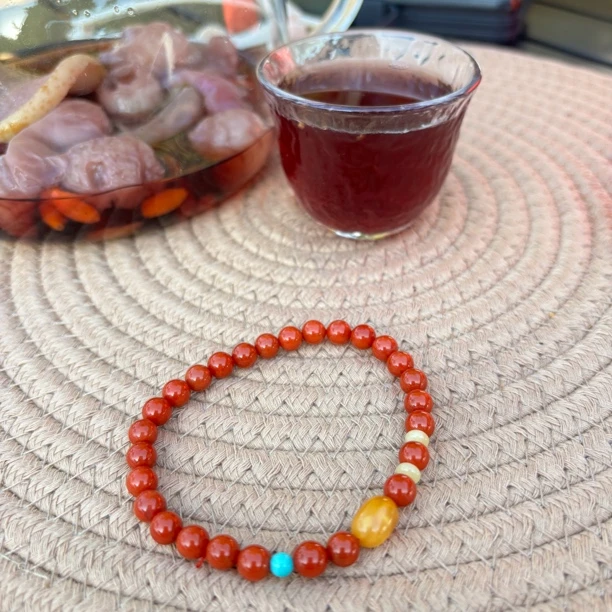 天然川料南红玛瑙单圈蜜蜡枣珠轻奢百搭精美