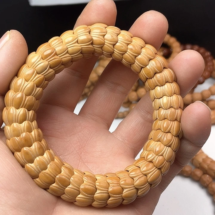 猴头核桃手串九转莲花