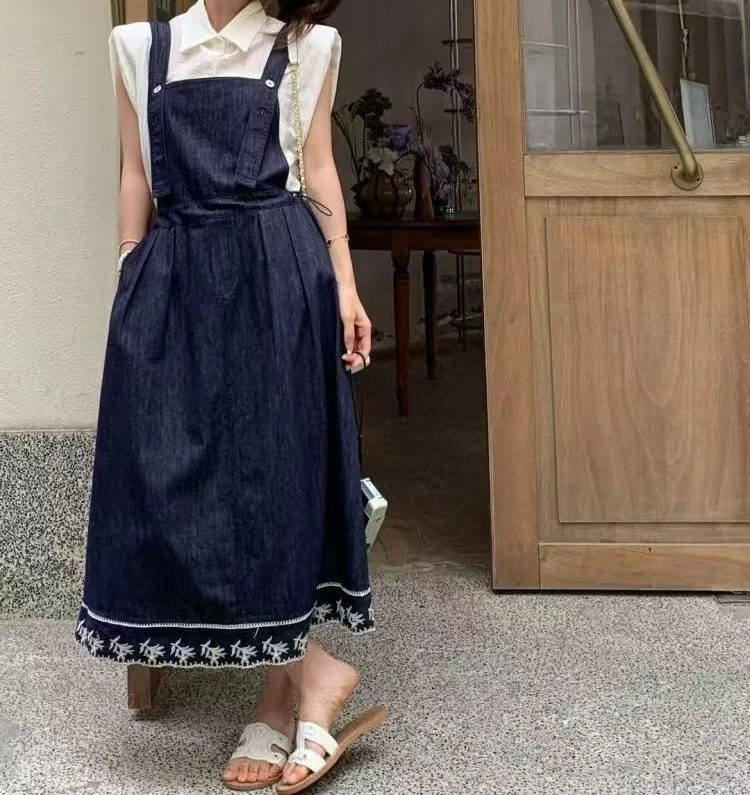 Manmi 复古水洗蕾丝拼接刺绣牛仔背带裙 7726(A2)