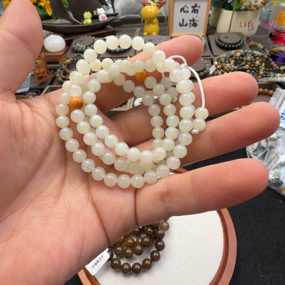 迎***阳和田玉未镶嵌手链卡6俄白玉108带皮，60-1