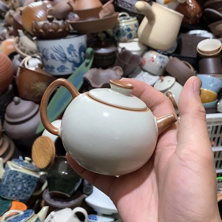 瓷片荷花绽放光芒……荷花开花又