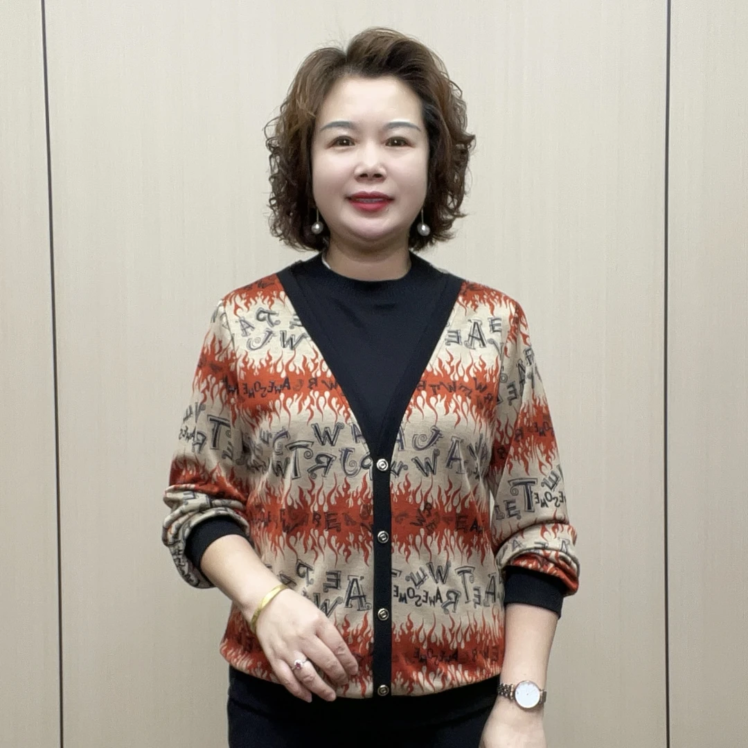 2025秋季百搭减龄宽松女装时尚显瘦长袖中老年休闲气质洋气妈妈装