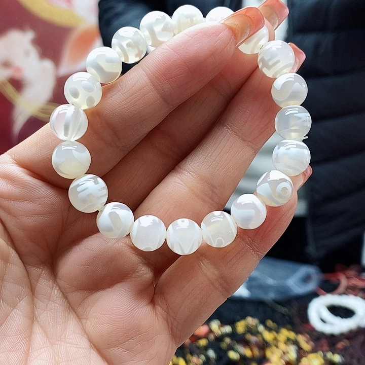 玛瑙/玉髓颈饰合金