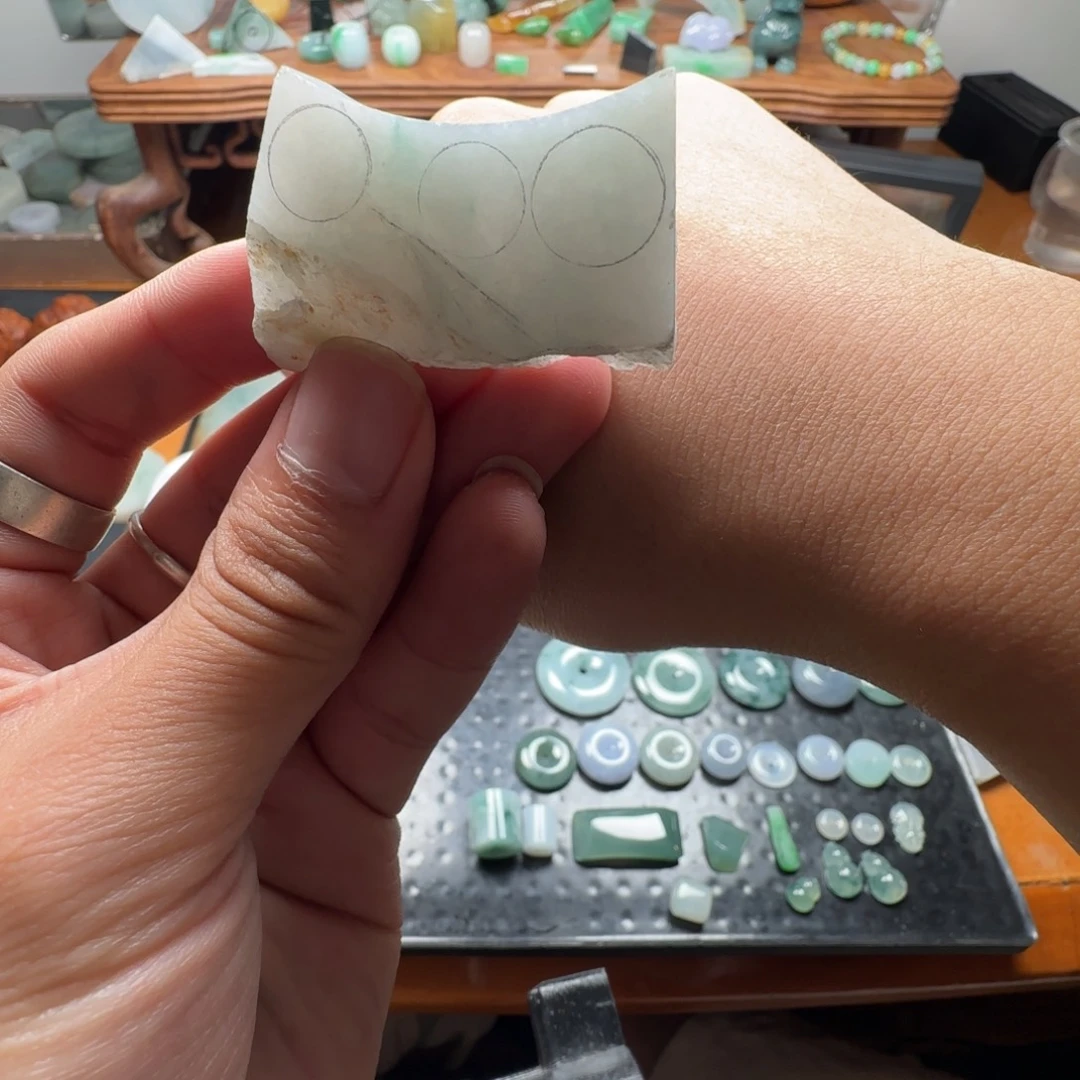 定制翡翠未镶嵌材料