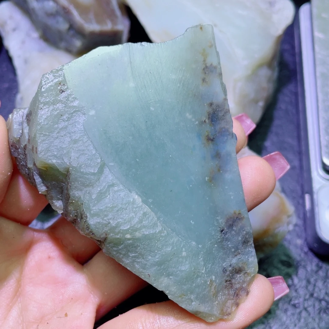 和田玉未镶嵌珠宝半成品