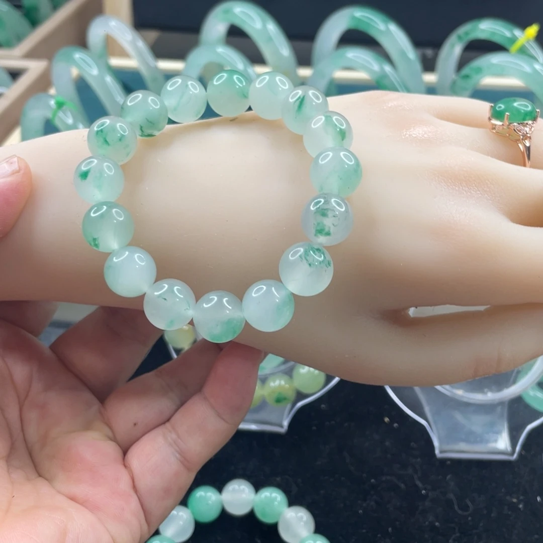 你***#石英质玉手串未镶嵌