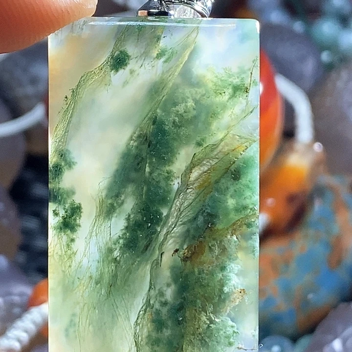 张***敏玛瑙/玉髓未镶嵌颈饰