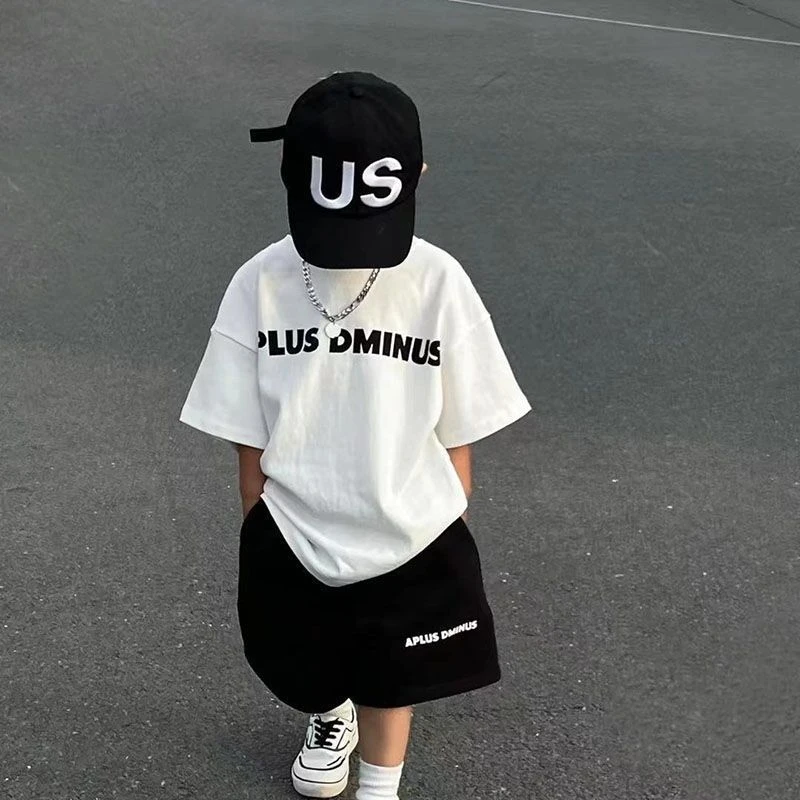 男童夏装2025新款儿童韩版简约风字母印花短袖宝宝痞帅T恤上衣