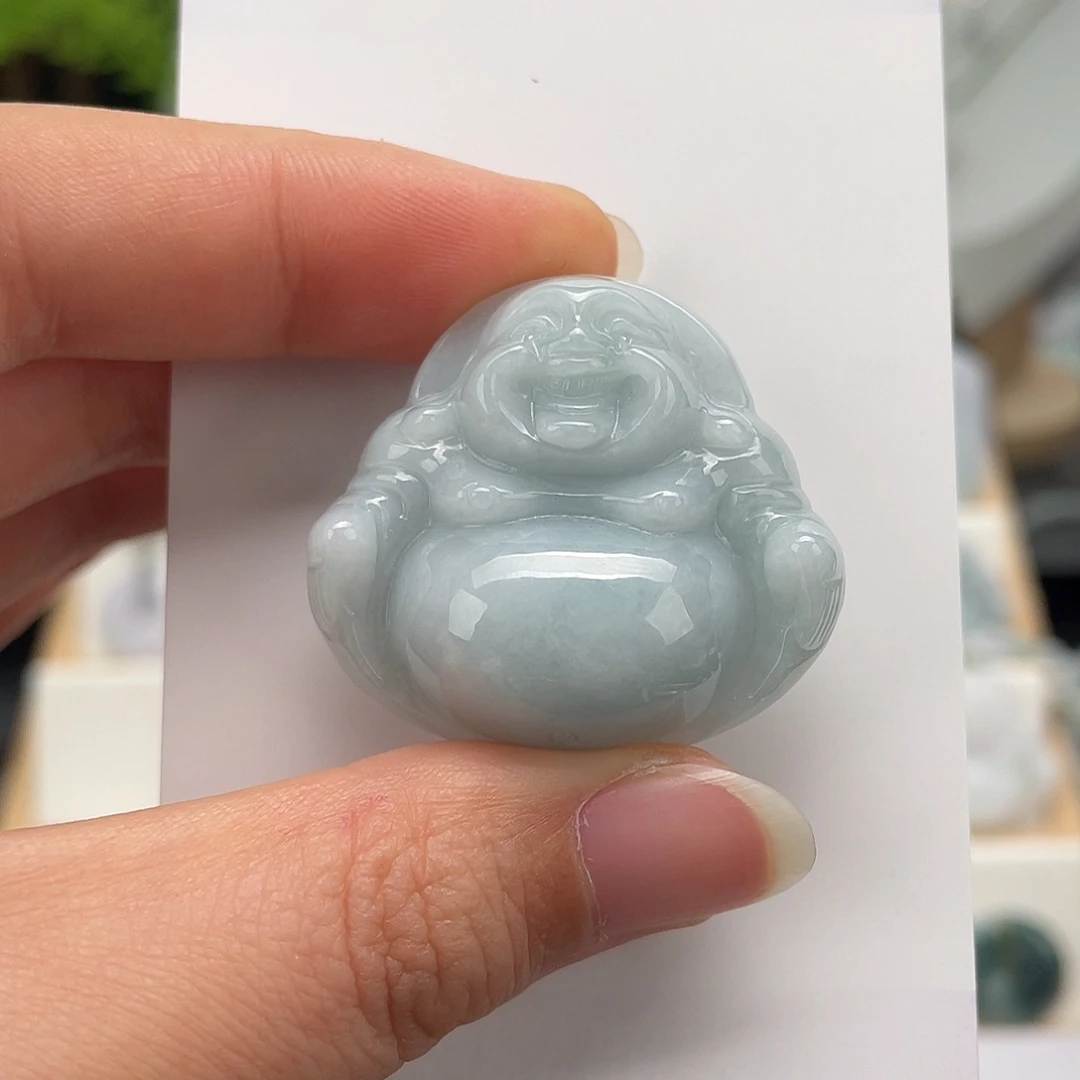 翡翠未镶嵌颈饰佛公