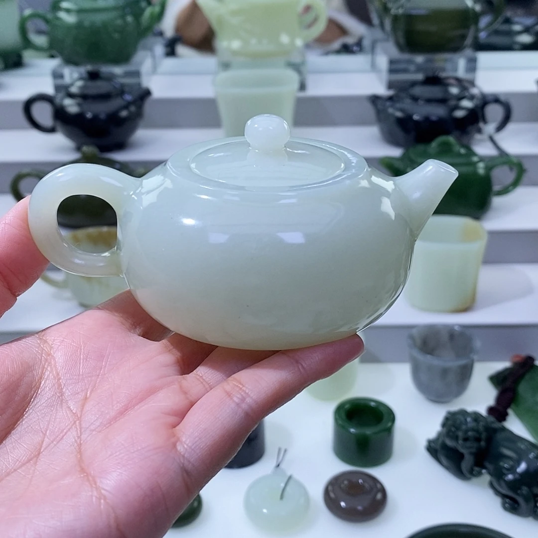 和田玉未镶嵌挂件茶壶