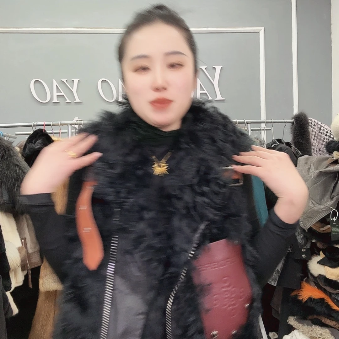 姚小妖家高端皮草