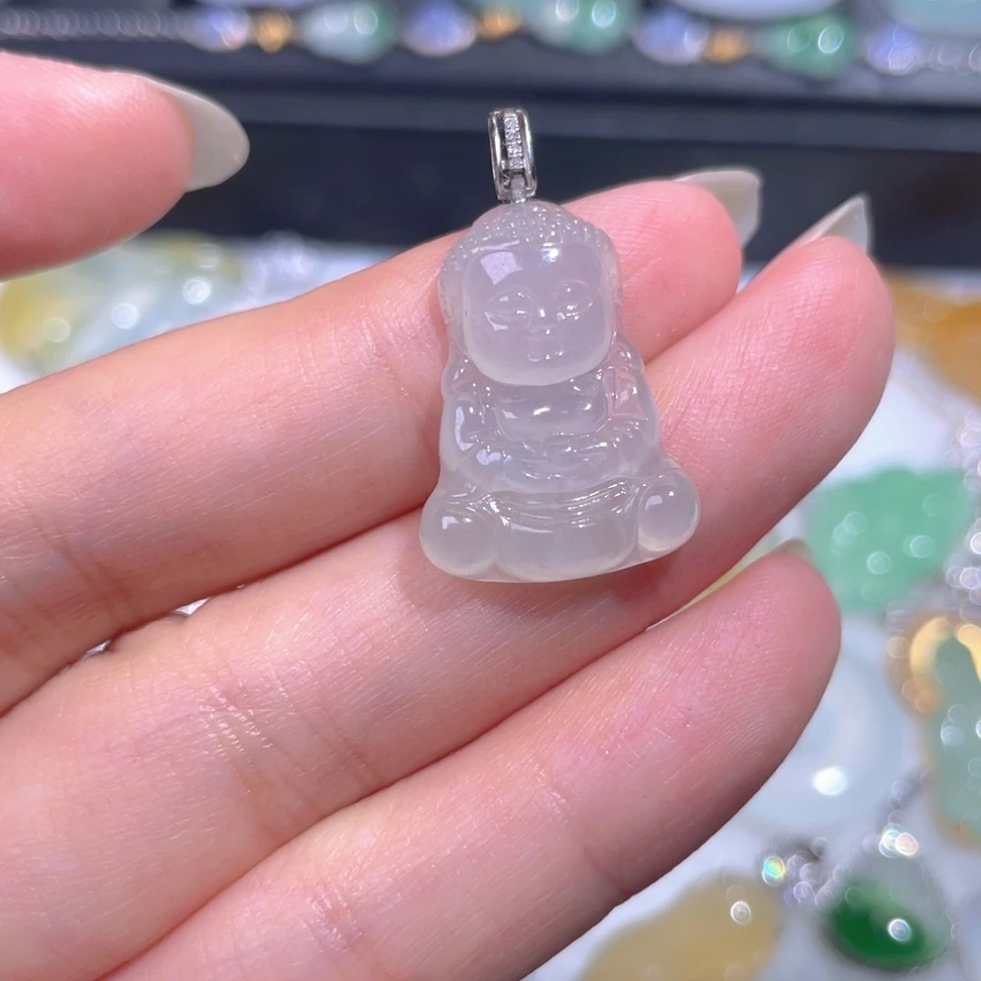 颈饰18K金镶嵌翡翠翡翠