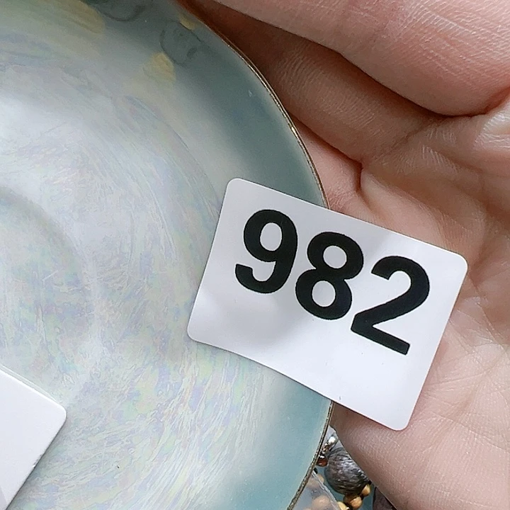 瓷片回*Pchocyovypvhbu