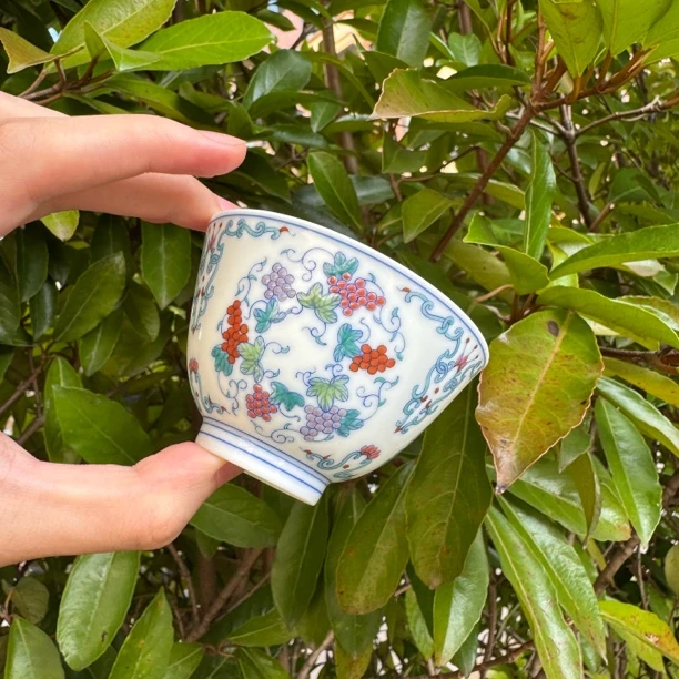 明逸堂手绘斗彩薄透葡萄单杯茶杯主人杯陶瓷手工花纹