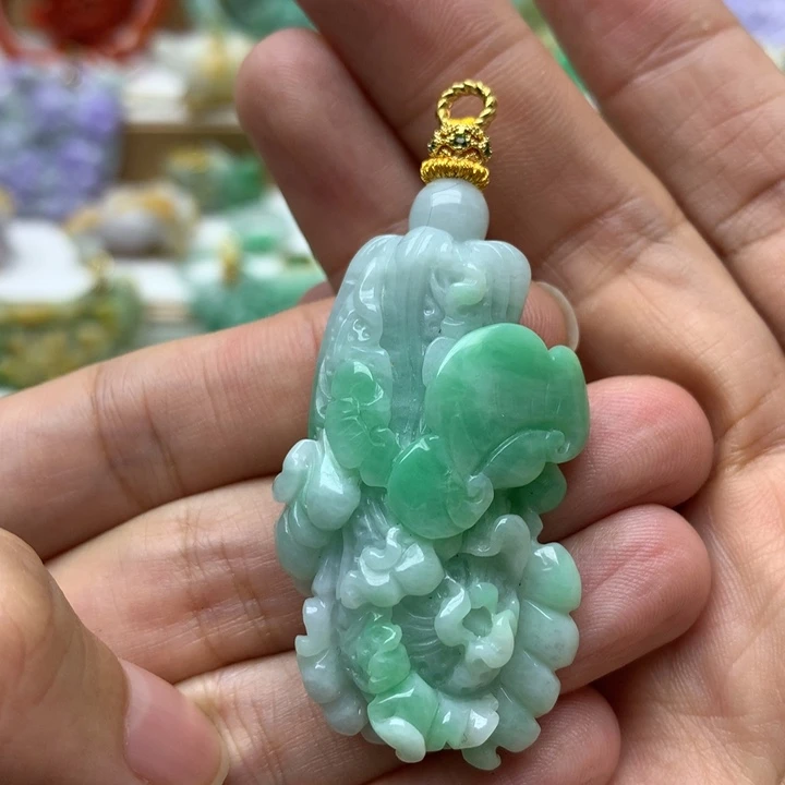 颈饰未镶嵌翡翠翡翠