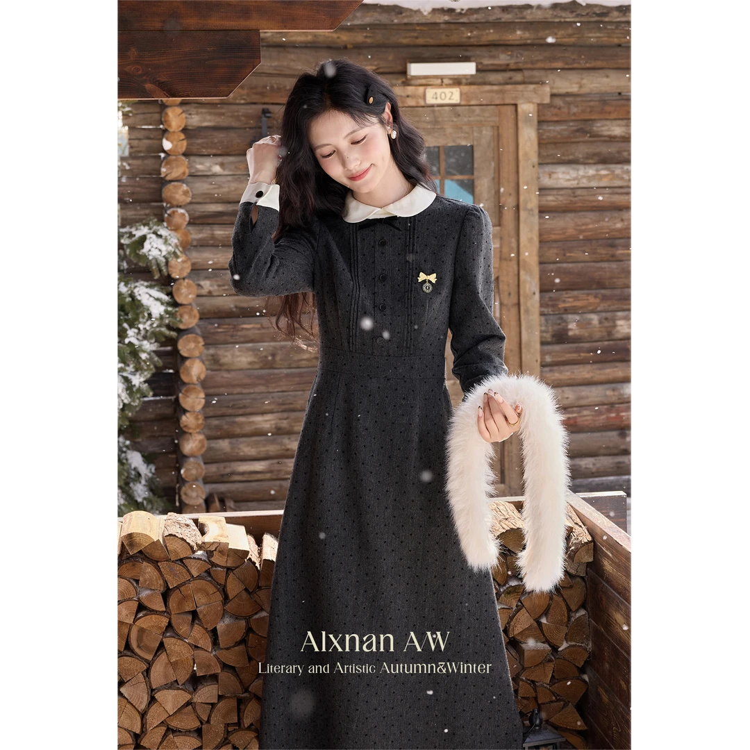 鹿向南「圆舞曲」法式连衣裙2025新款女秋冬气质长袖长裙显瘦裙子