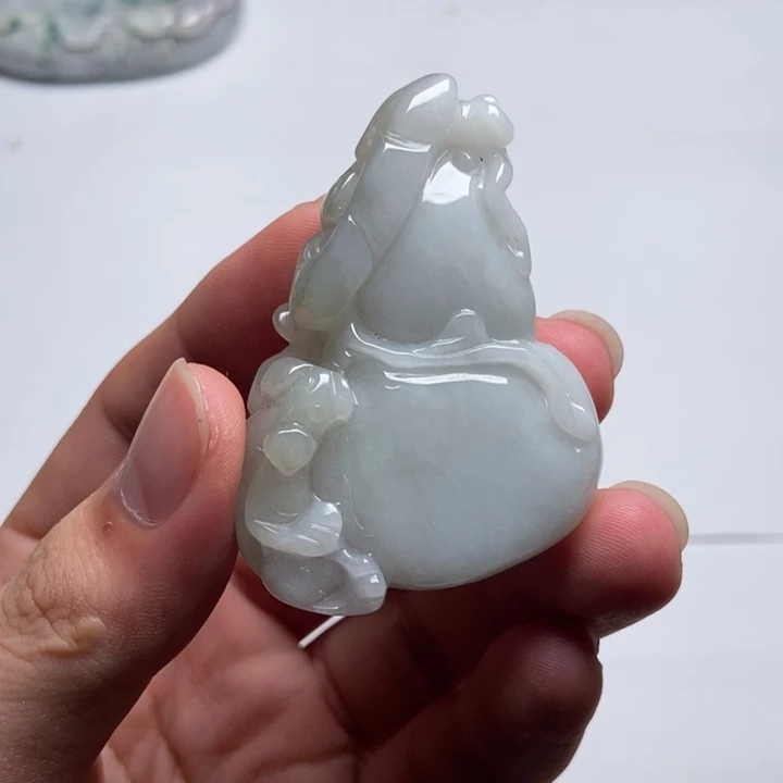 翡翠未镶嵌颈饰葫芦3