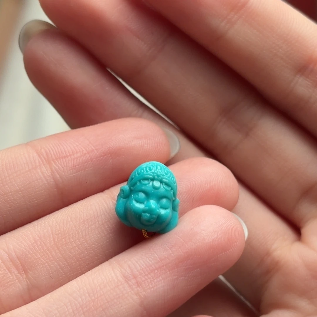 绿松石未镶嵌颈饰