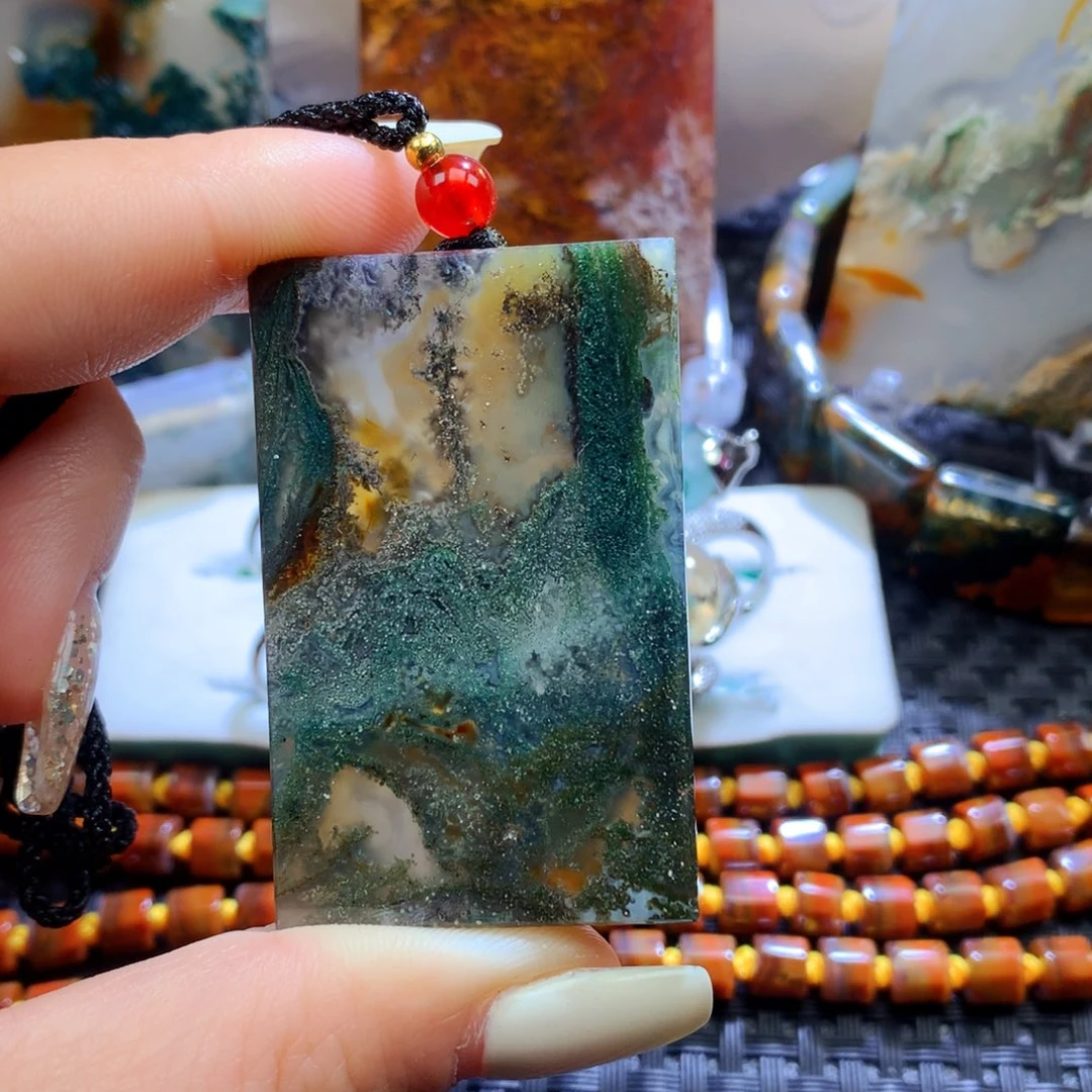 未镶嵌颈饰玛瑙/玉髓思*