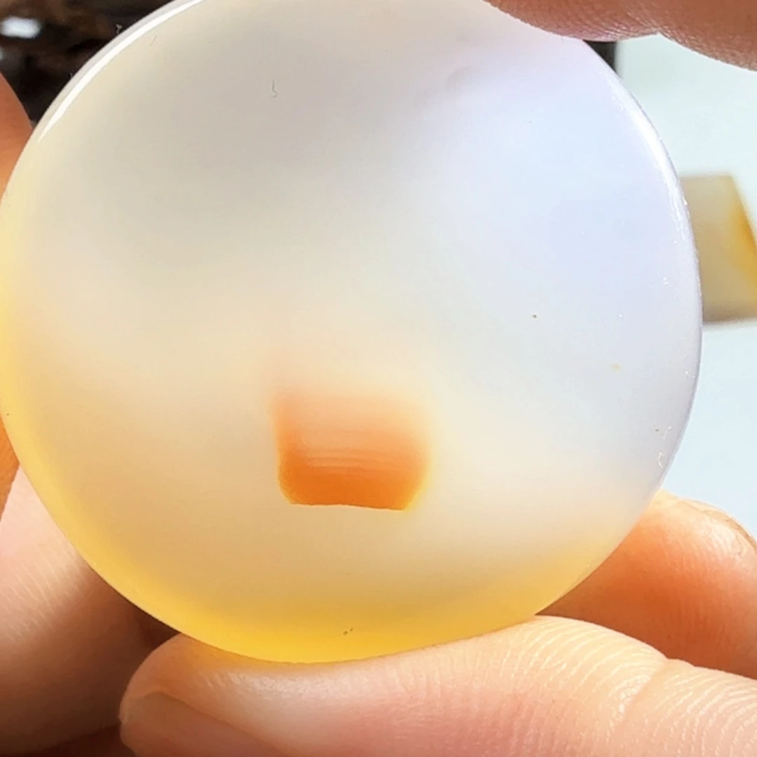 玛瑙/玉髓未镶嵌珠宝半成品