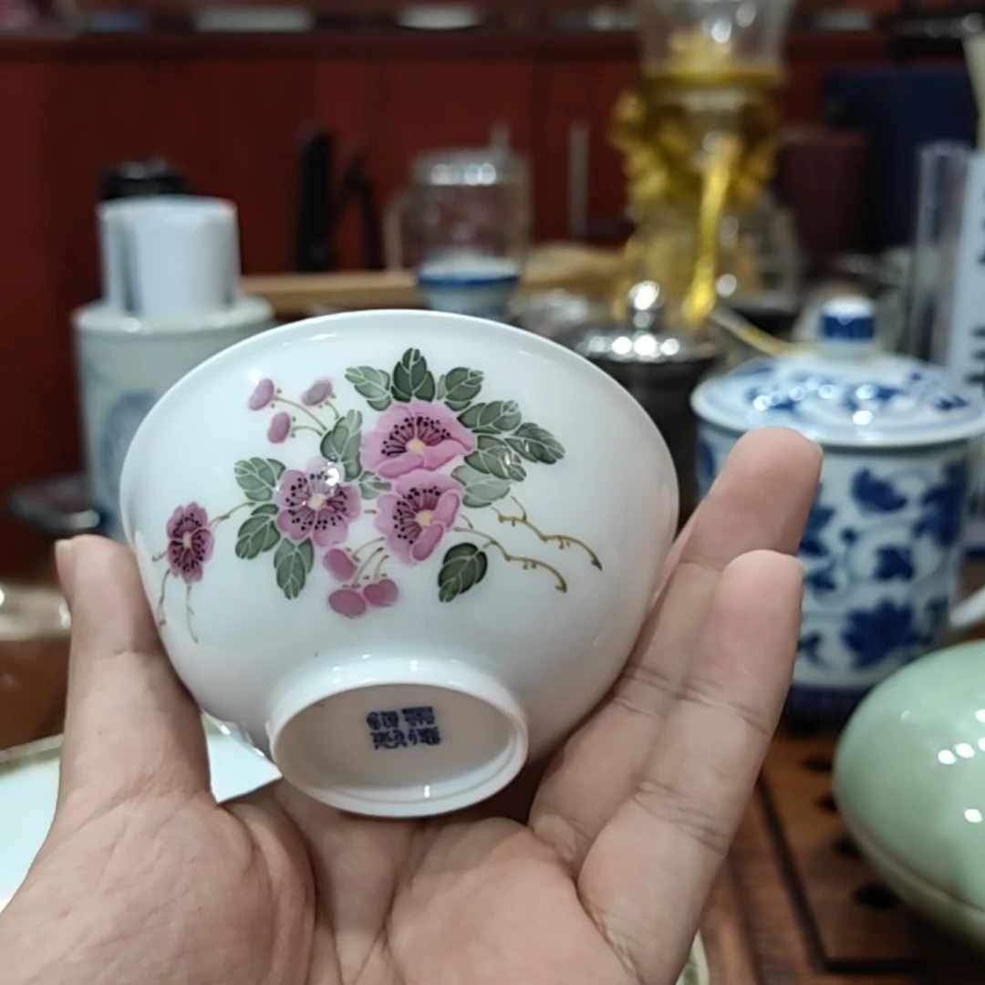 西****社景德镇精美陶瓷摆件