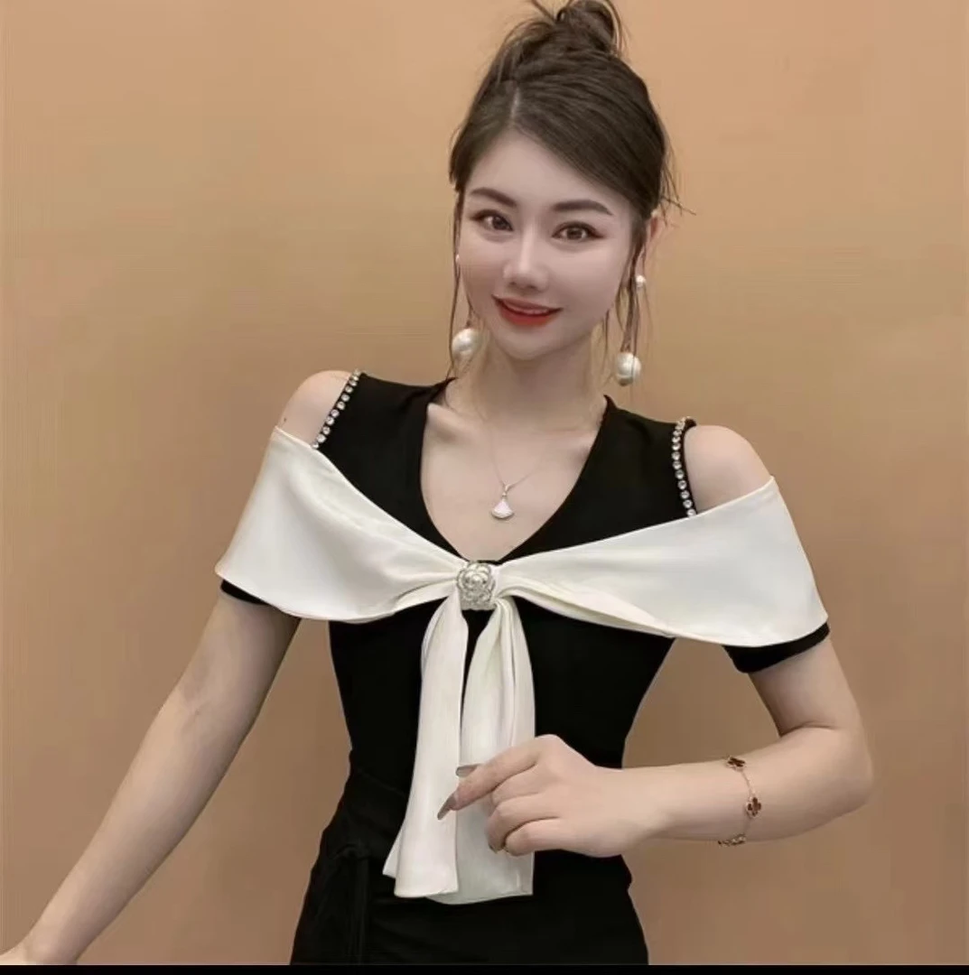 MC家、腰带定制、漏肩重工蝴蝶结上衣
