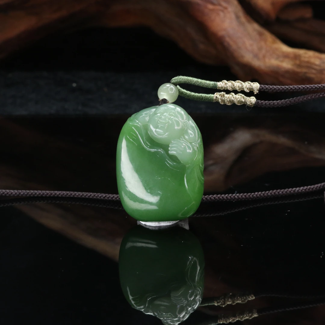 30和田玉碧玉阳绿色标佛公/101601上海嘉禾拍卖