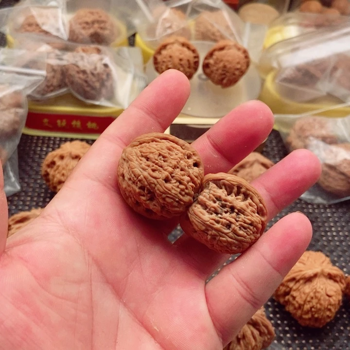 嘟***活吊坠文玩核桃狮子