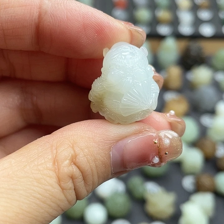 颈饰未镶嵌和田玉俄料糖白钟馗挂坠定制