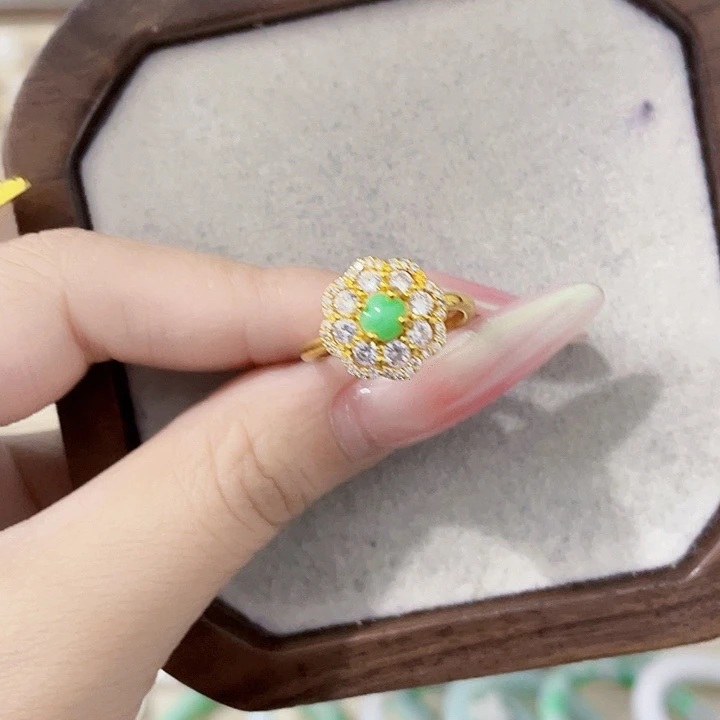 翡翠未镶嵌颈饰天然翡翠Ａ货