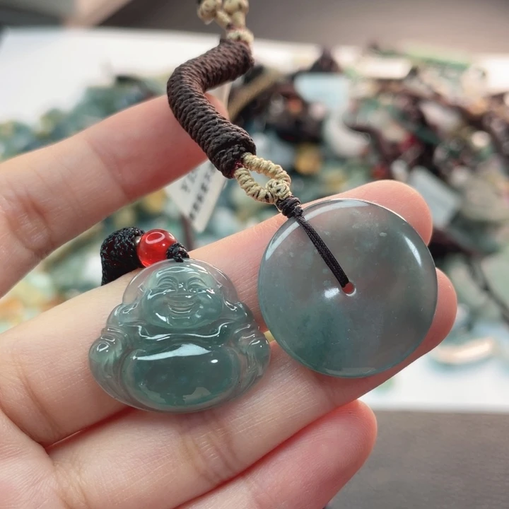 翡翠未镶嵌颈饰A货翡翠不退不换