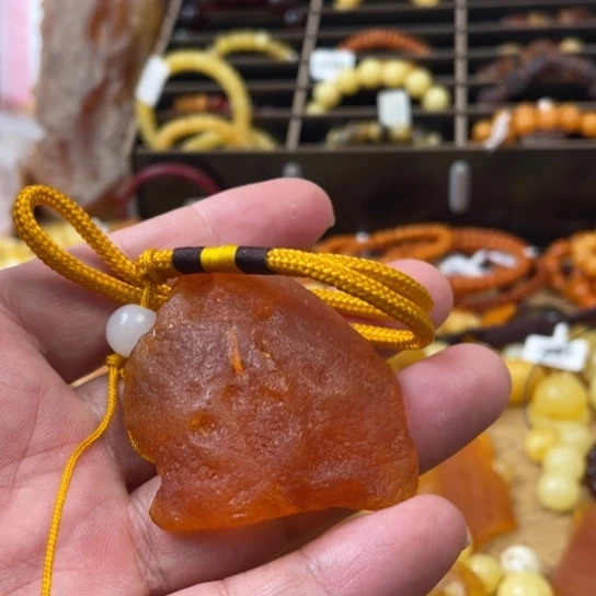 手链琥珀未镶嵌吊坠
