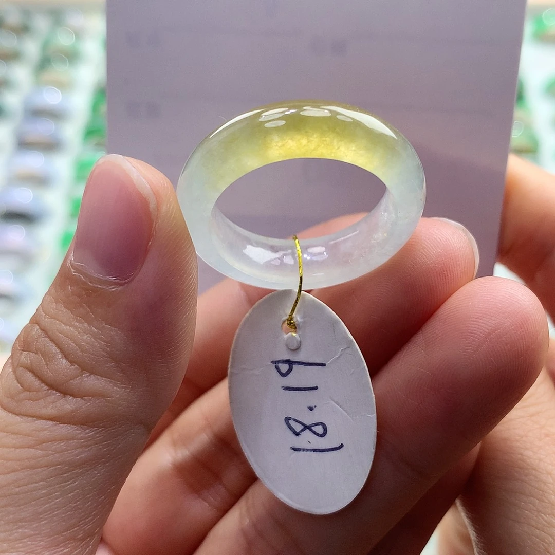 翡翠戒指未镶嵌1819圈