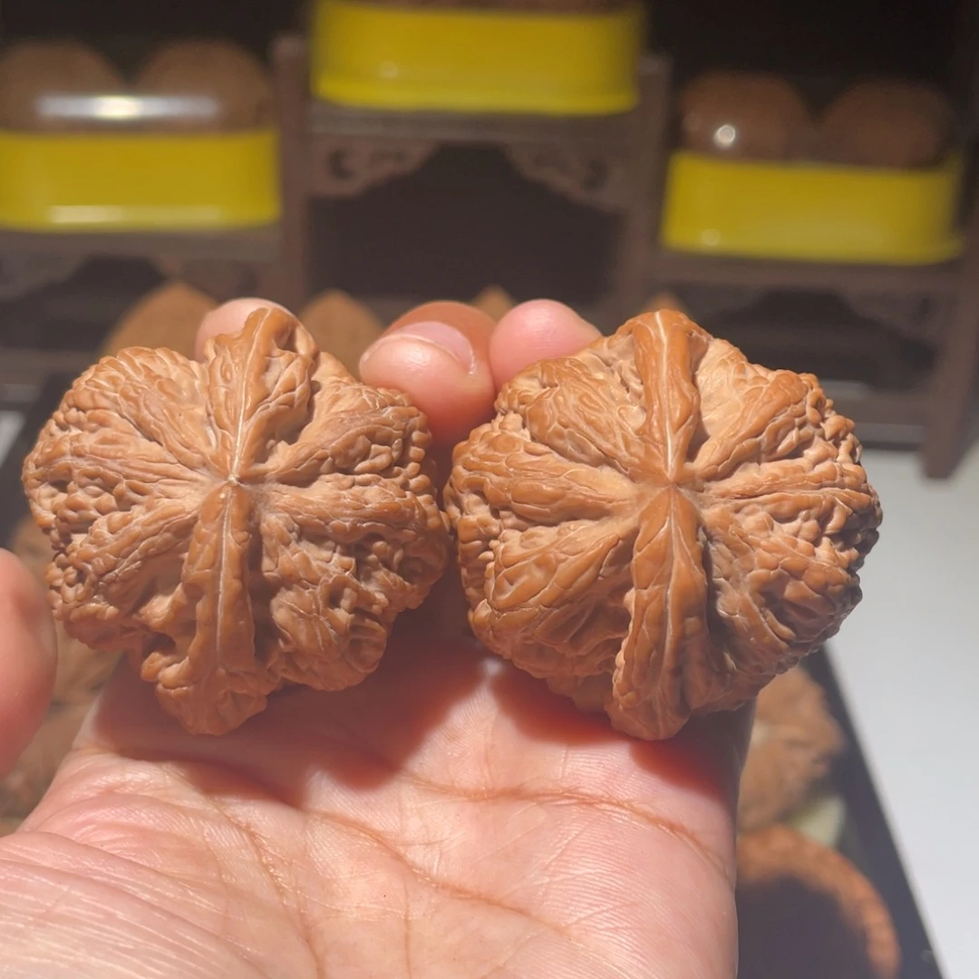 吊坠文玩核桃文玩核桃大粗筋44