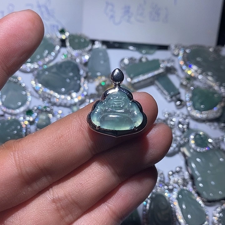 翡翠未镶嵌颈饰天然翡翠