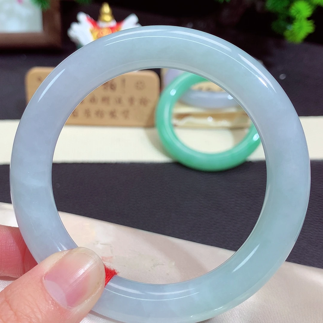 翡翠未镶嵌手镯429