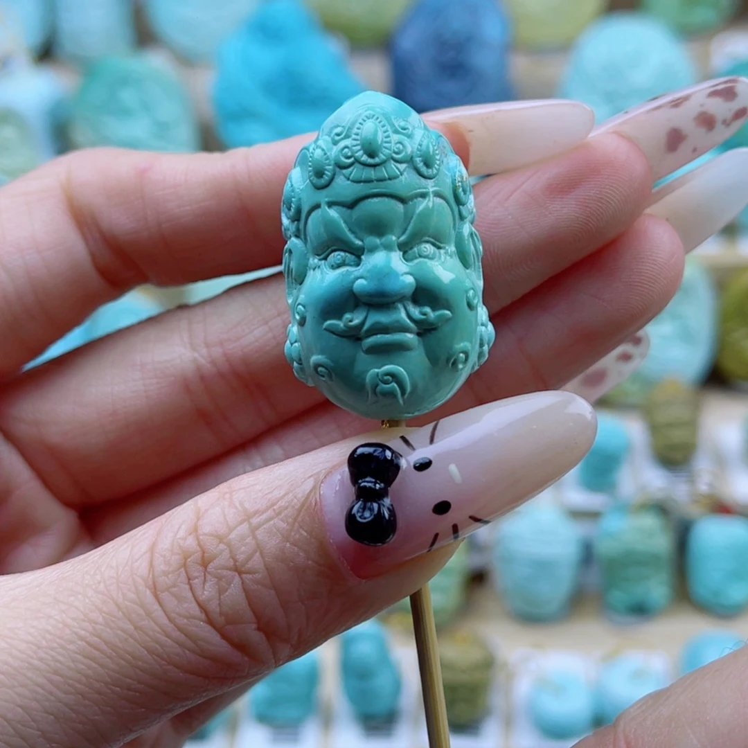 绿松石未镶嵌珠宝奇石