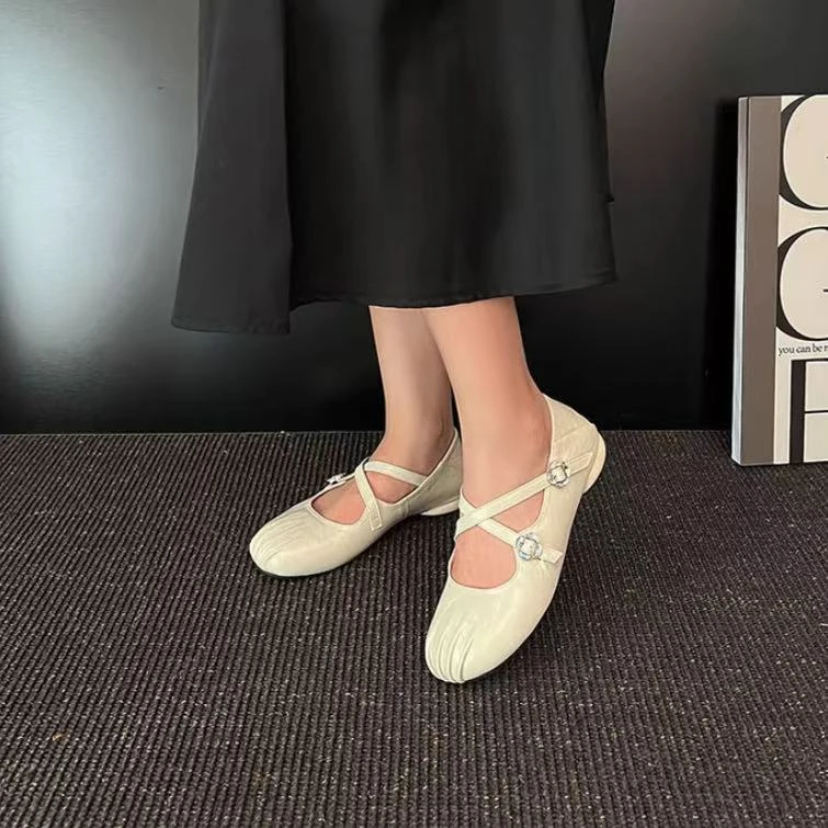 C6807 珍珠黄 时尚低跟圆头2025新款真皮玛丽珍浅口女单鞋