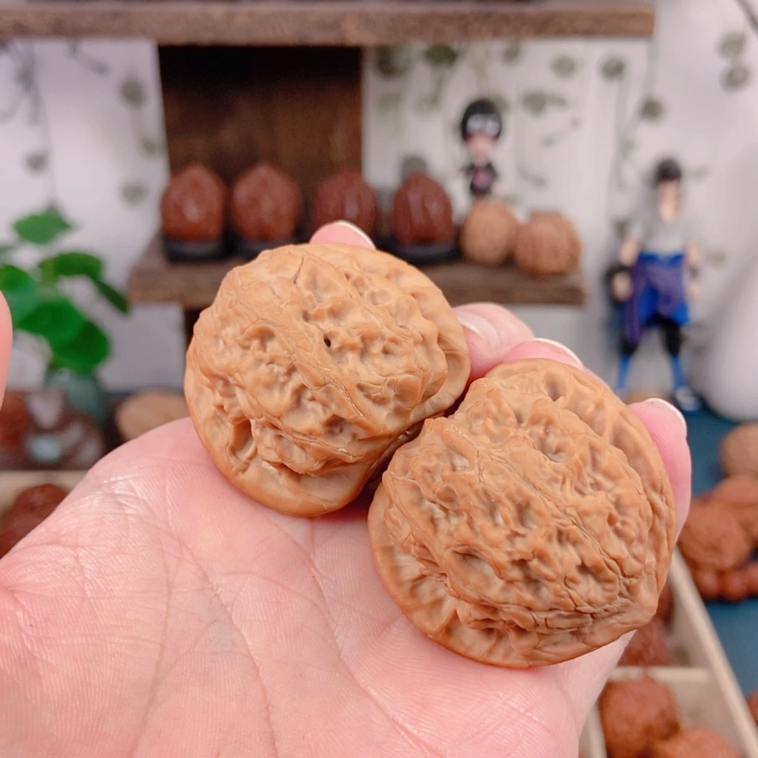 疯****吊坠文玩核桃66¥¥梨木台