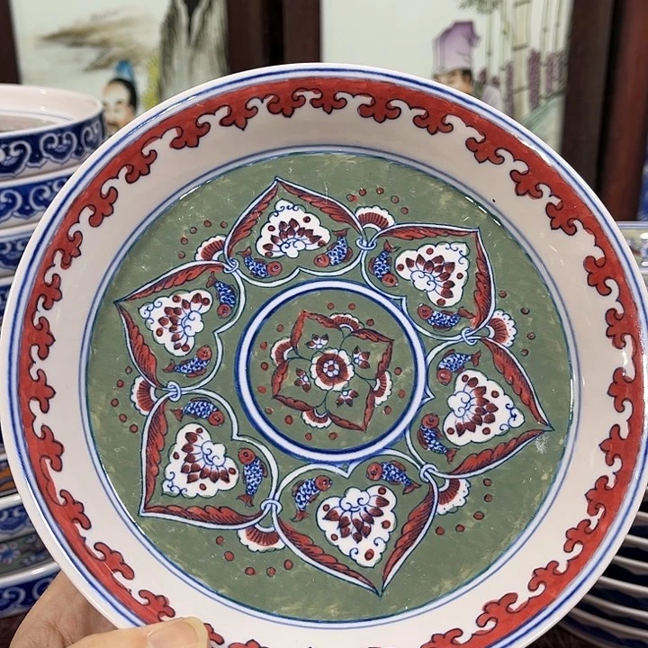 摆件///////直径19厘米。红。