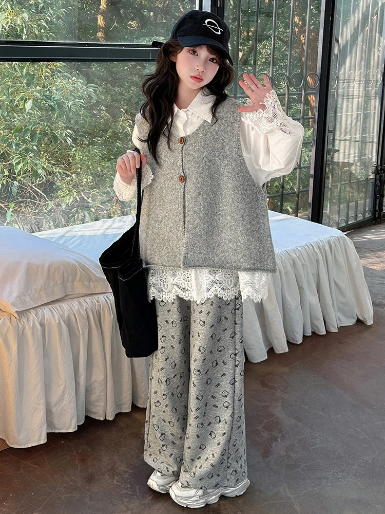 2025春季新款韩系甜美风灰色针织马甲开衫+白色镂空衬衫两件套装